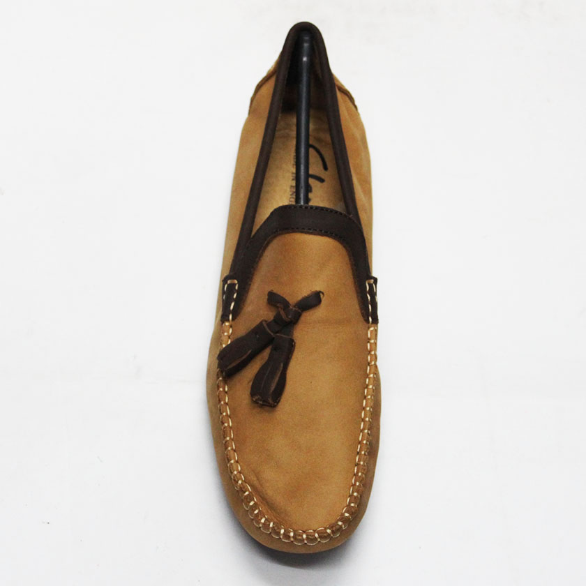 mocassin clarks